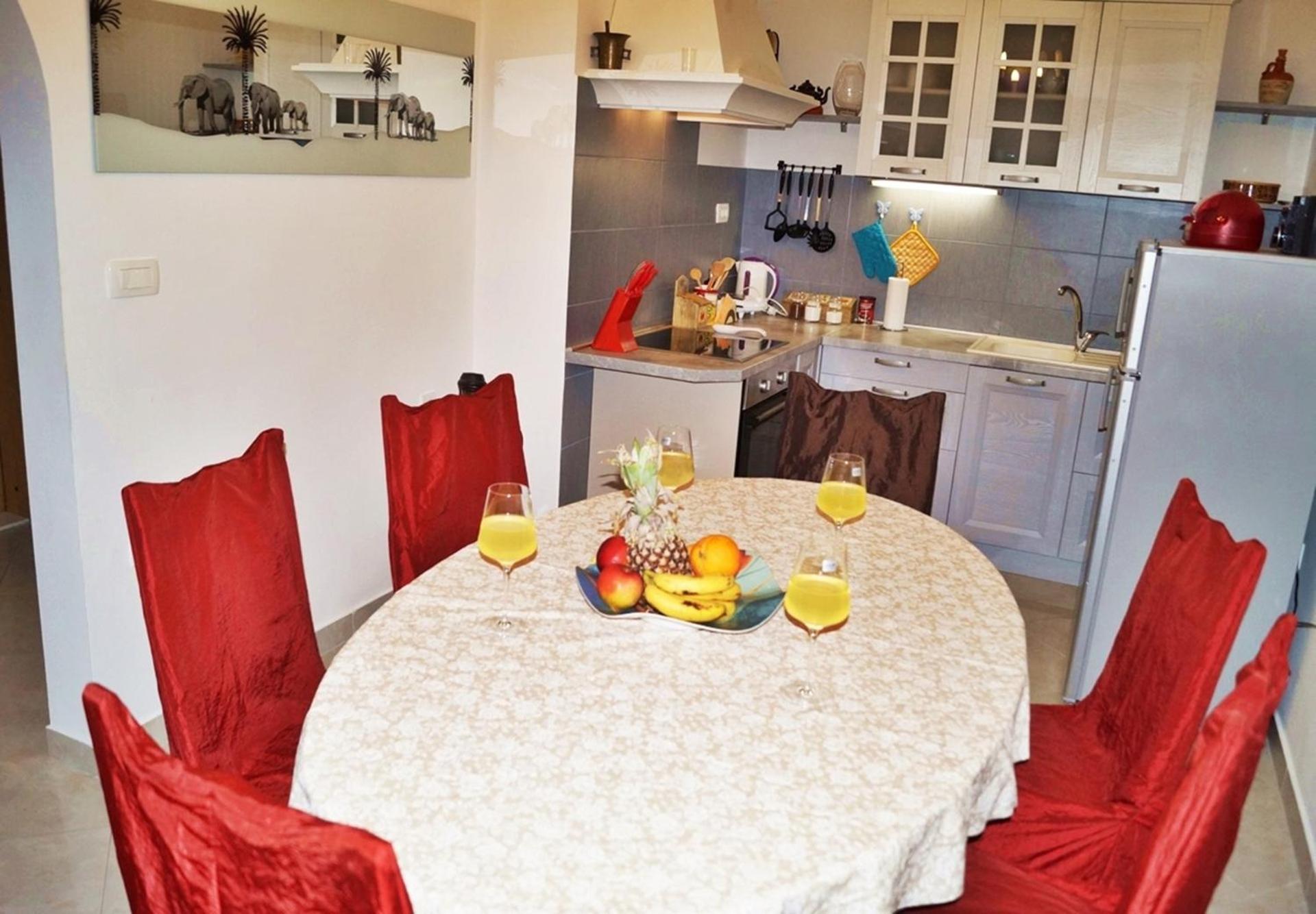Apartments By The Sea Krilo Jesenice, Omis - 15145 Jesenice  Szoba fotó
