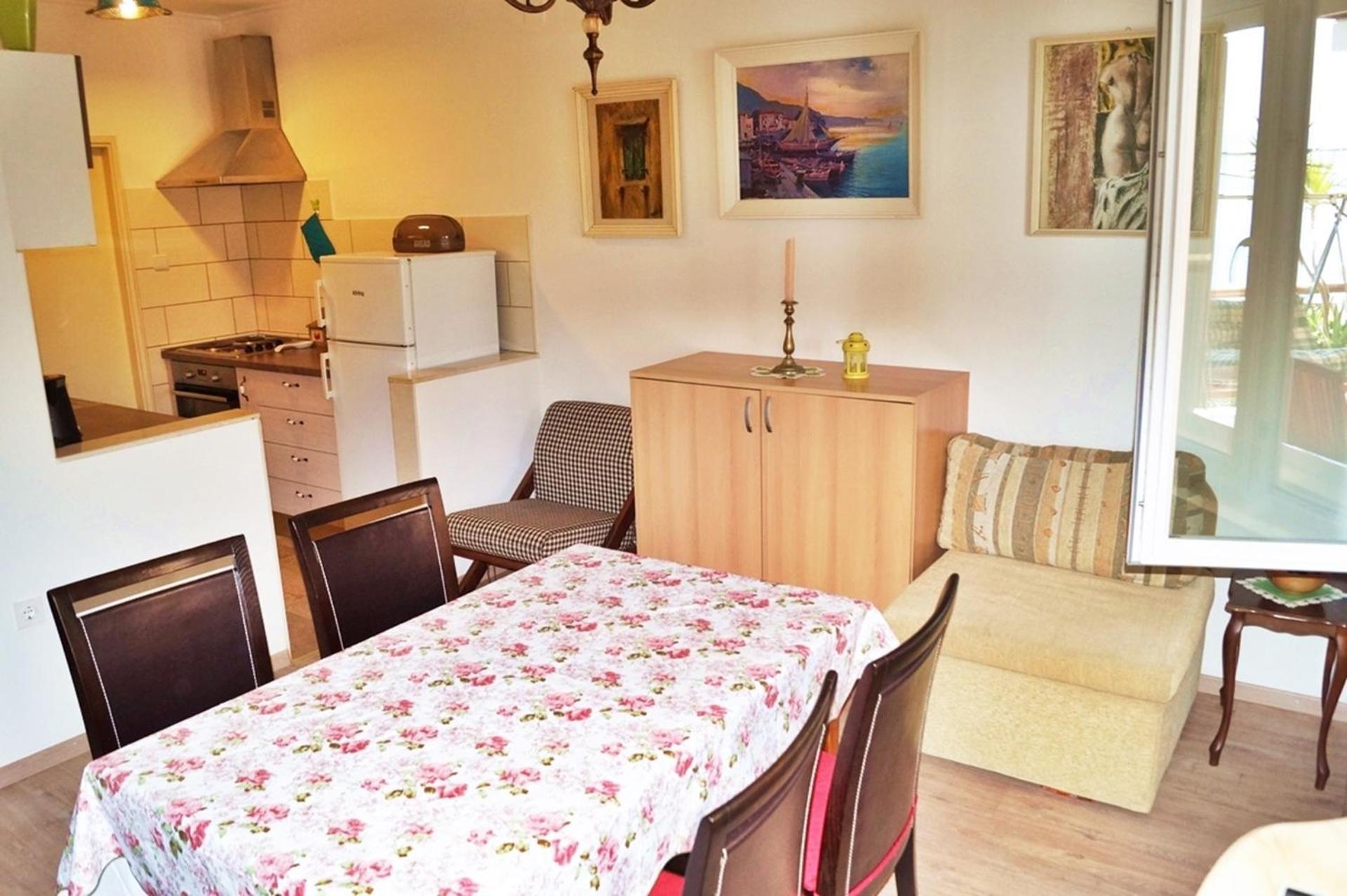 Apartments By The Sea Krilo Jesenice, Omis - 15145 Jesenice  Szoba fotó
